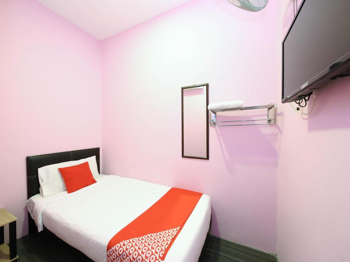 Oyo 1125 Ir Inn Hotel Skudai Eksteriør billede